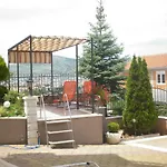 Ivona 2 Apartamento