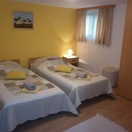 Ivona 2 Trogir